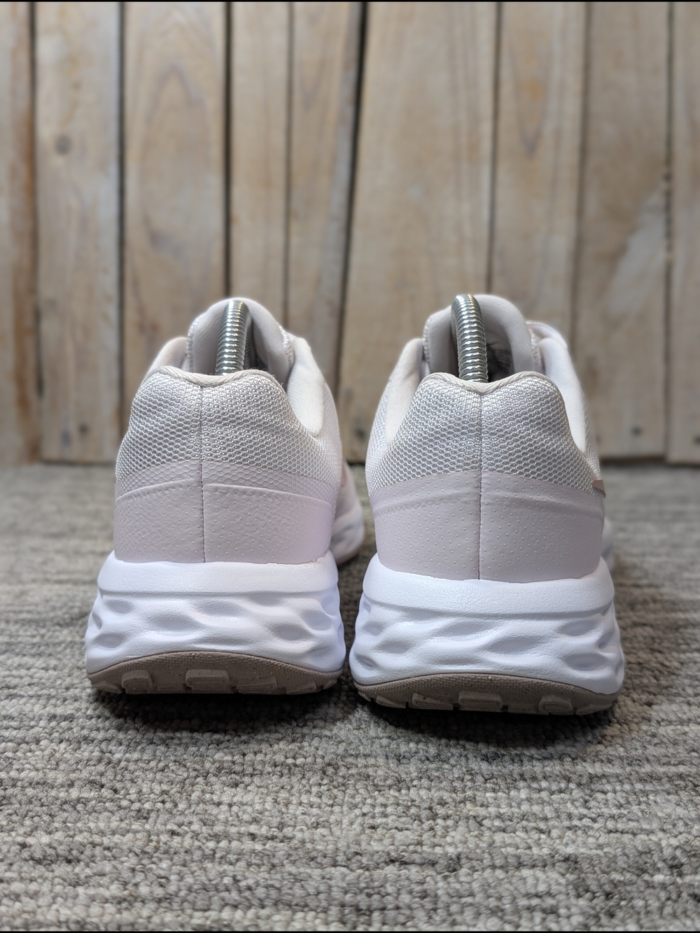 Women's Nike Revolution 6 Next Nature in Pink - Size 10 - Picture 3 of 8
